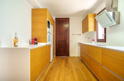 es Bacares House | PERICAS first line of the sea of Alcudia, for 8 people, free WiFi
