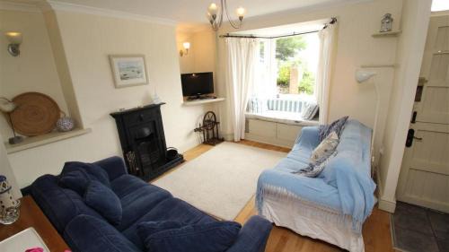 Mumbles House | Periwinkle Cottage