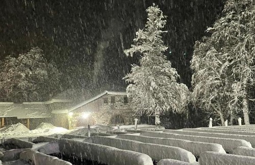 Strellc i Epërm House | Perroi Shqiptar