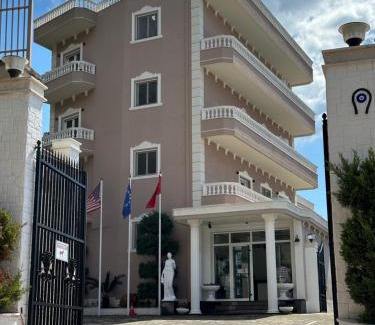 Palase Hotel | Perseus Hotel