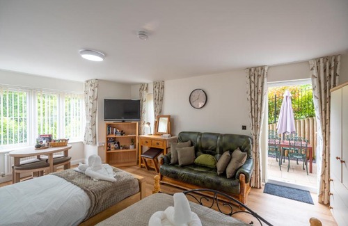 Shrewsbury House | Personal En-suite