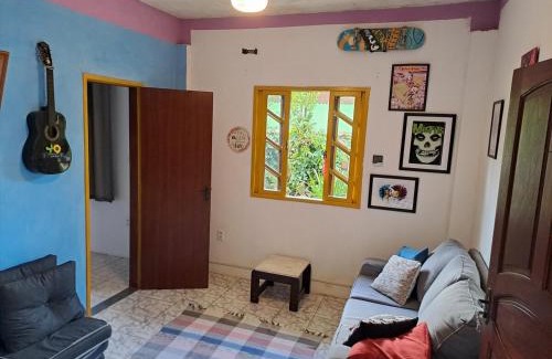 Lumiar House | Perto de tudo em Lumiar com churrasqueira, fogão a lenha e estacionamento