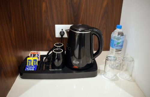 Chittur Hotel | Perumatty Residency