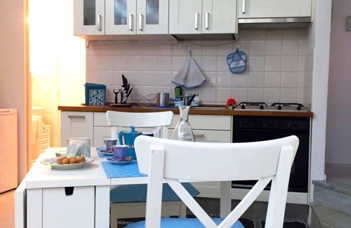 Chiavari Apartment | Pervinca House CITRA Code 010015-LT-0128