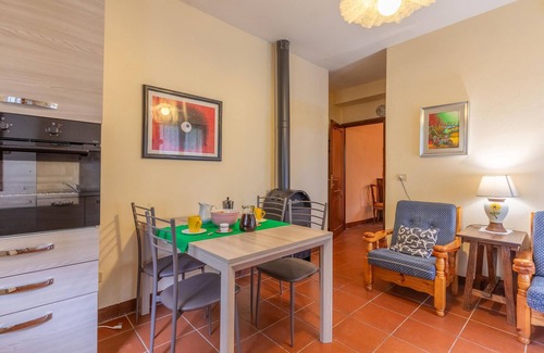 Monte Santa Maria Tiberina Apartment | Pet friendly apartment