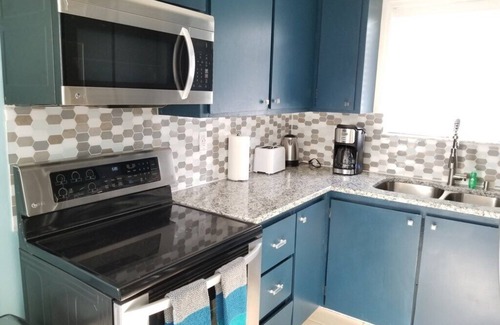 St. Augustine Beach House | Pet-Friendly 1BR Close to Shore - Ideal for 6