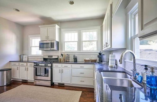 Downtown House | Pet Friendly 2BR Home Walk to Downtown