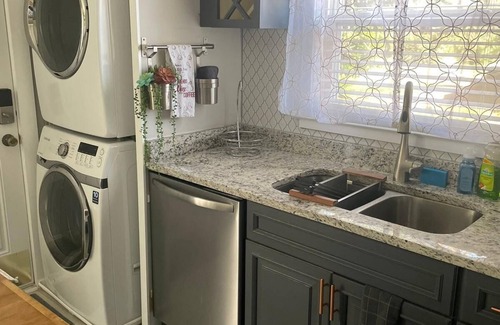 Paw Creek House | Pet Friendly 3-bedroom House Close To Everything in Charlotte