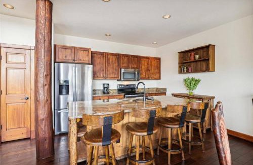 Frisco House | Pet-Friendly 4 Bedroom Townhome In Frisco - Short Drive To Breck!