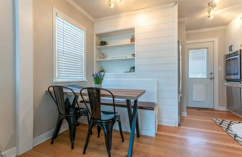 Coeur d'Alene House | Pet-Friendly 4BR Home – Fall Savings on Long Stays