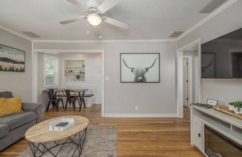 Coeur d'Alene House | Pet-Friendly 4BR Home – Fall Savings on Long Stays