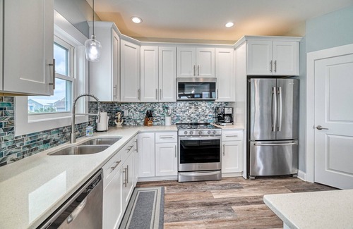 Surf City House | Pet Friendly and Free Town Parking Pass - community beach access