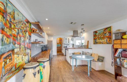Govalle House | Pet-Friendly Austin Home with Private Yard and Deck!