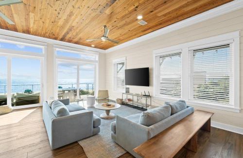 Indian Pass House | Pet Friendly Beach House - Starfish by Panhandle Getaways