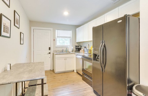 Norwood Apartment | Pet-Friendly Birmingham Vacation Rental!