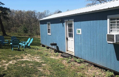 Saint Joe Cabin | Pet-Friendly cabin close to Buffalo Point