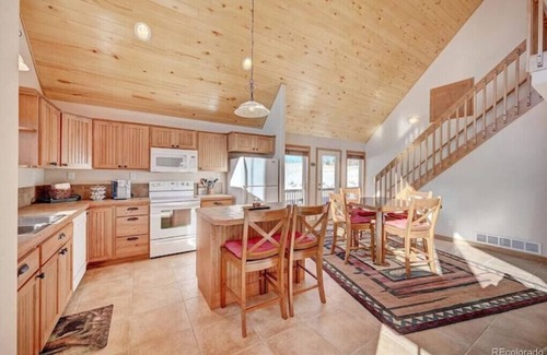 Indian Mountain House | Pet Friendly cabin w/fireplace and mountain views