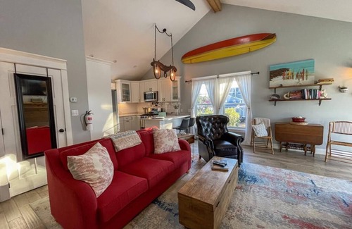 Cape May House | Pet Friendly Carriage House Walkable to Beach