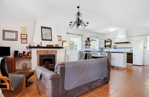 Zahora House | Pet-Friendly 'Casa Caramá' with Pool, Garden & Wi-Fi