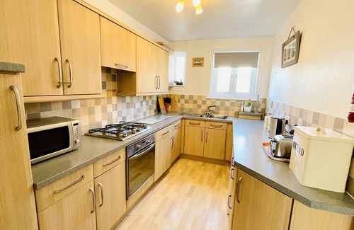 Dartmouth Apartment | Pet Friendly, Central Dartmouth