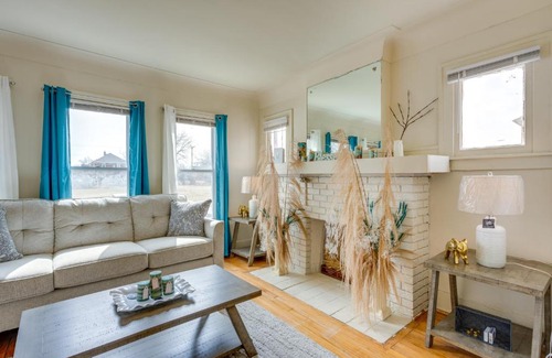 Detroit Apartment | Pet-Friendly Detroit Stay Near Motown and DIA