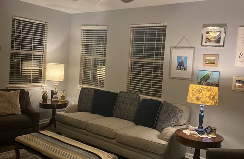 Bluffton House | Pet friendly Downtown, historic bluffton home