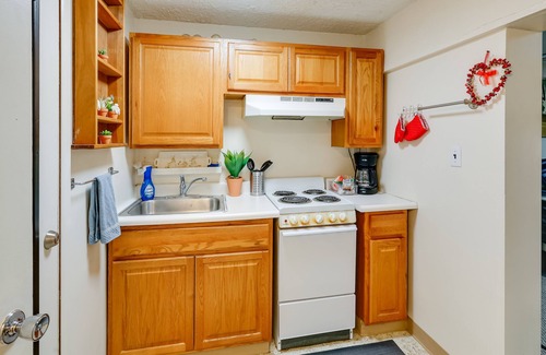 Fairbanks Apartment | Pet-Friendly Fairbanks Studio w/Fenced-In Yard!