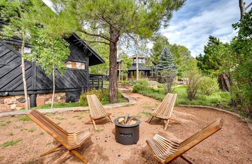 Flagstaff Apartment | Pet-Friendly Flagstaff Studio Cabin with Patio