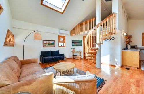 Flagstaff Apartment | Pet-Friendly Flagstaff Studio Cabin with Patio