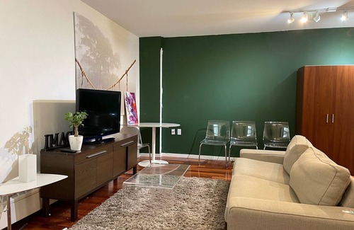 Central Apartment | Pet Friendly Furnished 2 Bedroom@440 Richards
