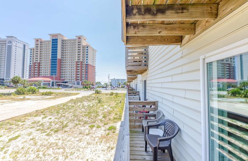Gulf Shores Condo | Pet Friendly - Heart of Gulf Shores - 1/2 Mile to The Hangout