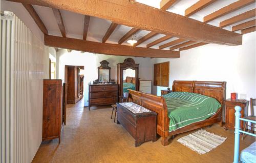 Canossa House | Pet Friendly Home In Monchio Delle Olle