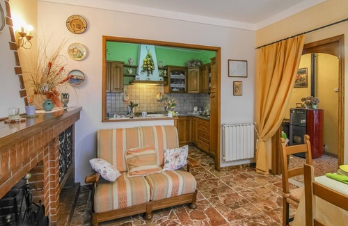 Barga House | Pet friendly home in Sommocolonia