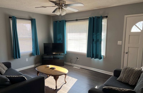 Clayton House | Pet Friendly Home Mins from DT Clayton