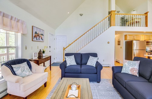 Conway House | Pet-Friendly Home w/Hot Tub Near Cranmore!