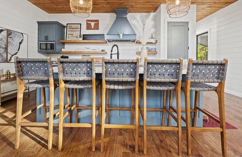Broken Bow Cabin | Pet-Friendly | Hot Tub | Stargazing Dome | Games