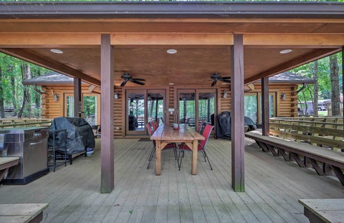 Lake Oconee Cabin | Pet-Friendly Lake Oconee Cabin w/Boat Dock!