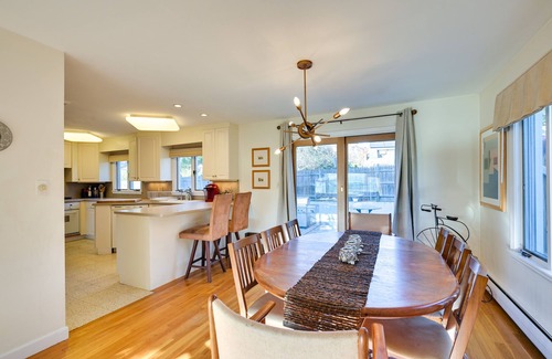 Marblehead House | Pet-Friendly Marblehead Home Near Preston Beach!