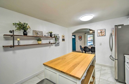 Norfolk - Virginia Beach House | Pet-Friendly Norfolk Home w/ Patio!