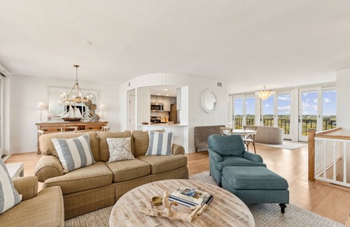 Fernandina Beach Condo | Pet Friendly | Oceanfront | Turtle Dunes Luxury Penthouse | Expansive Ocean and Intracoastal Views