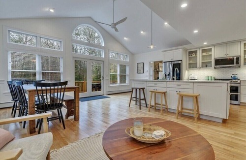 Kennebunkport House | Pet Friendly! Perfectly Located in Kennebunkport!