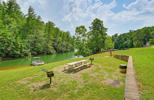 Henry House | Pet-Friendly Philpott Lake Cabin Hiking and Boating