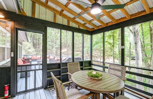 Henry House | Pet-Friendly Philpott Lake Cabin Hiking and Boating