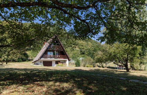 Central Serbia Ski Chalet | Pet-Friendly - Planinska Vikendica Međurečje