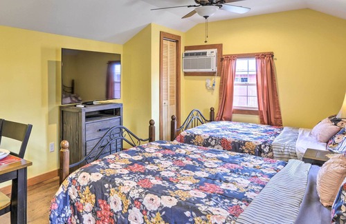 Pleasant Mount Apartment | Pet-Friendly Poconos Abode - Pool, Pond & Fire Pit