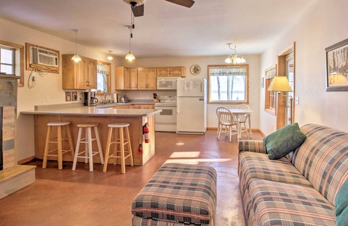 Menahga Cabin | Pet-Friendly Resort Cabin on Twin Lakes!