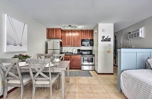Wabasha Apartment | Pet-Friendly Retreat w/Deck: Steps to Marina!