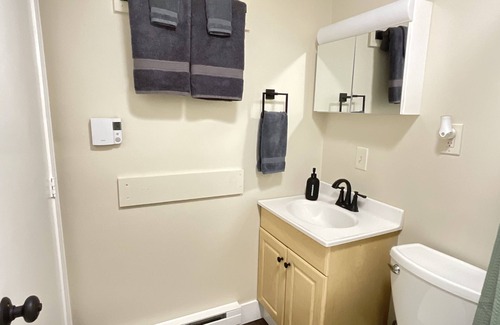 Suncook Apartment | - Pet Friendly - Riverfront - Lakes - Seacoast - Boston -
