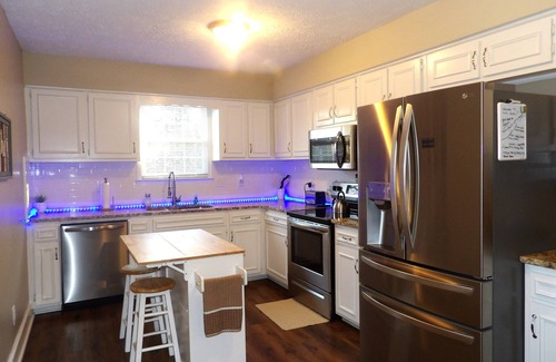 Columbus House | Pet friendly Simply Southern Gem. Located just minutes from Ft. Moore.