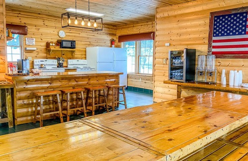 Ironwood Cabin | Pet Friendly Ski Cabin In the Northwoods